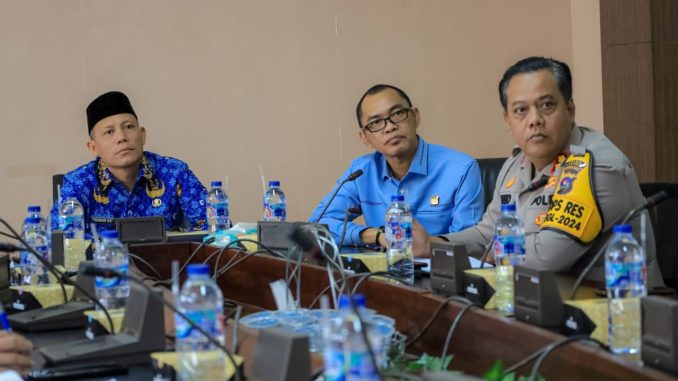 Bupati Sabar AS membuka Rakor Pemenuhan Makanan Bergizi Gratis.