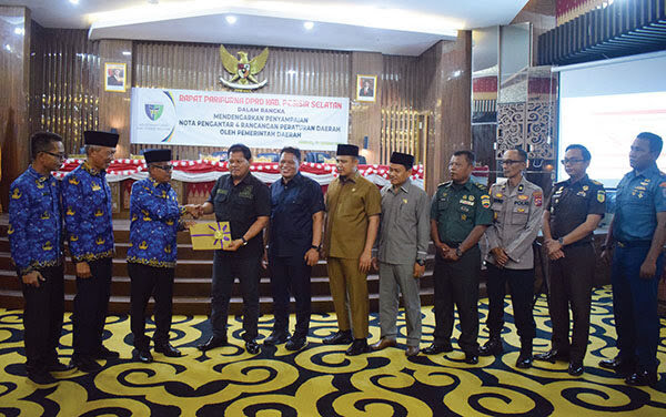 DPRD Pessel menggelar Paripurna Nota Pengantar Pemda terhadap Empat Ranperda.