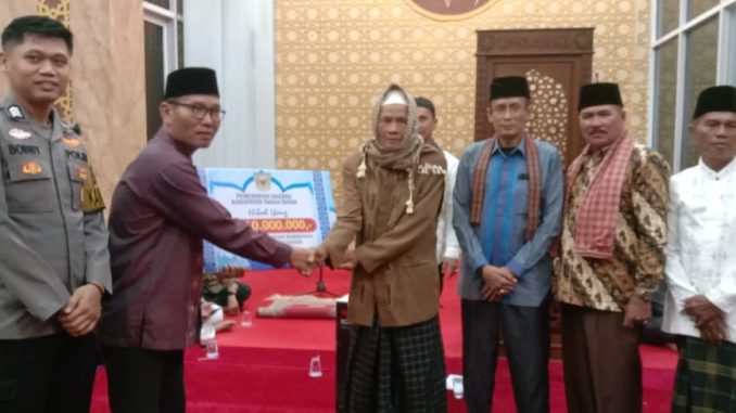 Tim Syafari Ramadhan VII Pemkab Tanah dihari pertama mengunjungi Masjid Al Munawarah Nagari Simpuruaik Kecamatan Sungai Tarab.