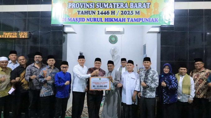 Tim TSR Provinsi bersama dengan Bupati Pasaman.