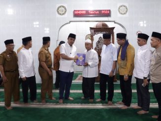Wakil Gubernur dan Tim Safari Ramadhan mengunjungi Masjid Baitul Inabah Payakumbuh.