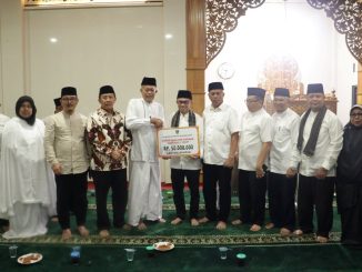 Wakil Wali Kota Payakumbuh Elzadaswarman mendampingi Tim Safari Ramadhan Provinsi.
