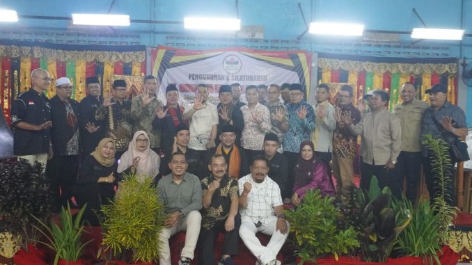 Wakil Bupati Ahlul Badrito Resha, SH saat menghadiri acara pembentukan Ikatan Keluarga Kabupaten Limapuluh Kota-Kota Payakumbuh (IK Gonjong Limo) Daerah Istimewa.