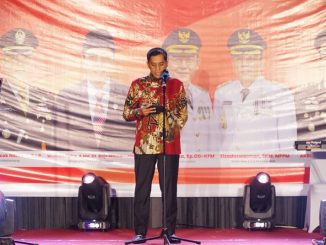 Ketua DPRD Kota Payakumbuh, Wirman Putra, bersama jajaran DPRD dan Forkopimda menghadiri malam resepsi HUT ke-80 RI.