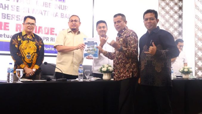 Wakil Wali Kota Payakumbuh Elzadaswarman saat Rakor Kepala Daerah se-Sumatera Barat.