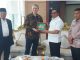 Wali Kota Bukittinggi Ramlan Nurmatias menyambut Duta Besar Australia untuk Indonesia, Roderick Bruce Brazier dalam kunjungan resmi di Balai Kota Bukittinggi.