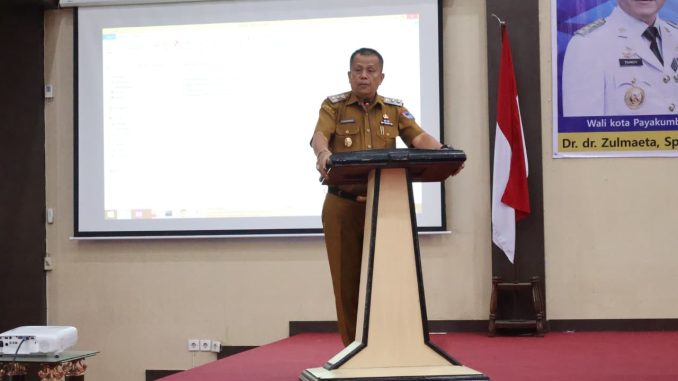 Wawako Elzadaswarman saat membuka Rapat Koordinasi Tim Percepatan Penurunan Stunting (TPPS) Kota Payakumbuh.
