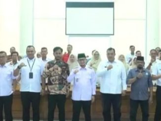 Wawako Ibnu Asis membuka Rapat Koordinasi Tim Koordinasi Penanggulangan Kemiskinan (TKPK).