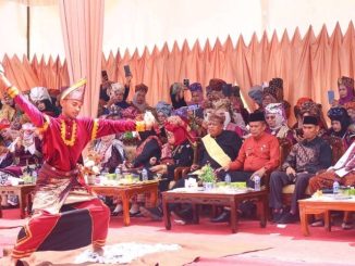 Wawako Payakumbuh Elzadaswarman menghadiri kegiatan Satu Nagari Satu Event di Nagari Aie Tabik, Kecamatan Payakumbuh Timur.