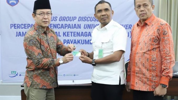 Wako Zulmaeta saat mengikuti Forum Grup Diskusi (FGD) bersama BPJS Ketenagakerjaan.
