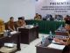 Wawako Ibnu Asis bersama tim monitoring dan evaluasi keterbukaan informasi publik.