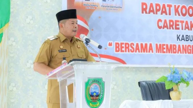 Bupati Pasaman Welly Suhery melantik Silfia Evayanti sebagai Penjabat Sekretaris Daerah Kabupaten Pasaman.