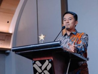 Ketua DPRD Pasaman Nelfri Asfandi.