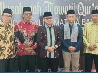 Wakil Walikota Bukittinggi sambut kedatangan kontingen kafilah Kabupaten Mentawai di Balairung rumah dinas Wako, Jumat (12/12).