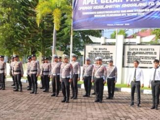 Kabag Ren Polres Pessel Kompol Suhendriyatno, S.H., M.H. memimpin Apel Gelar Pasukan Operasi Keselamatan Singgalang 2026.